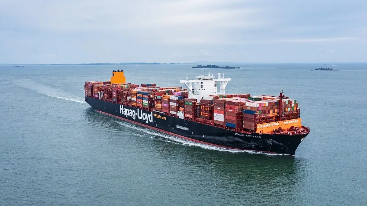 El portacontenedores BERLIN EXPRESS navegando